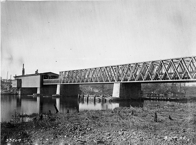 Newkirk Monument Schuylkill Banks